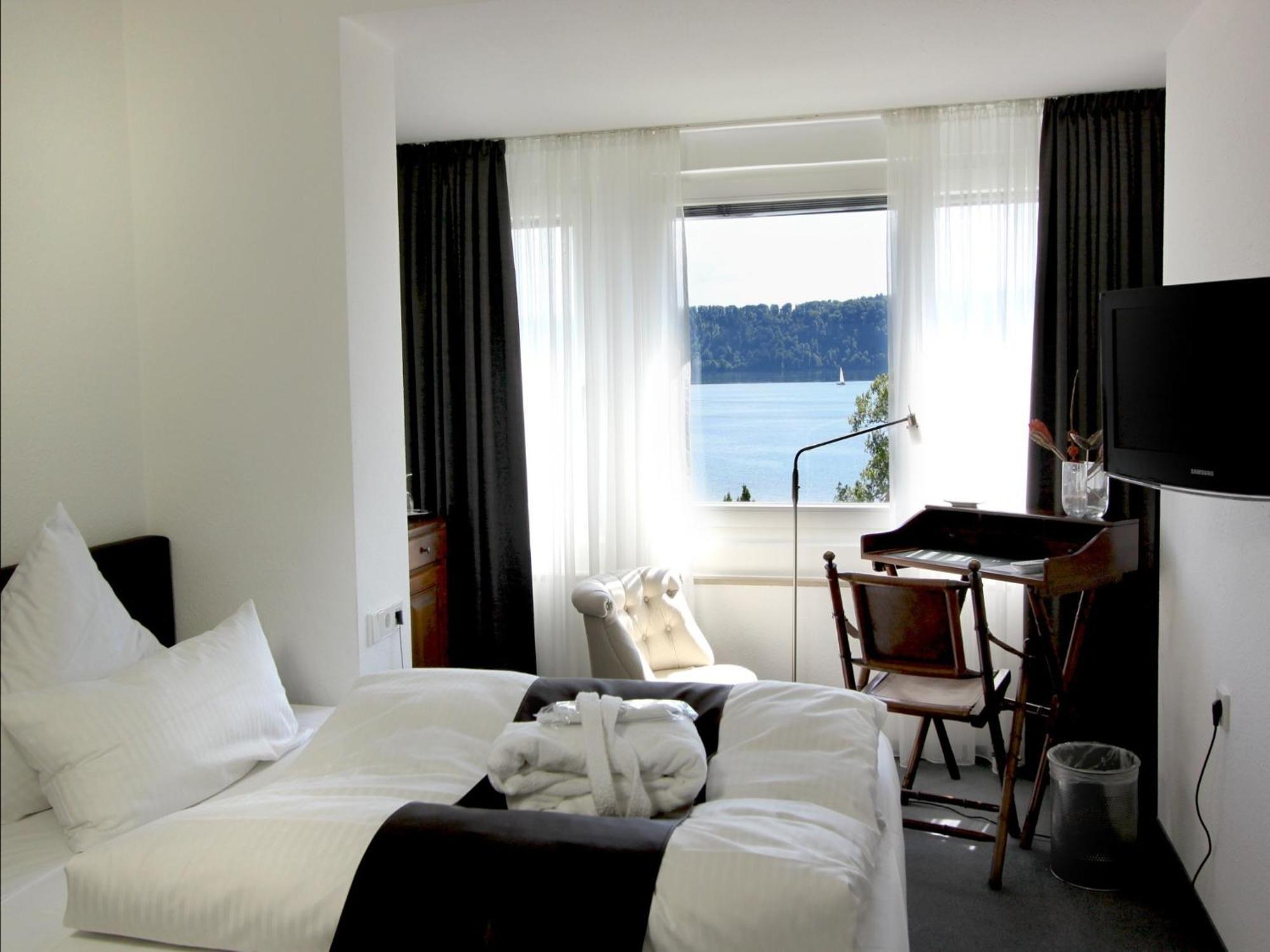 Lupinenhotel Bodensee Sipplingen Zimmer foto